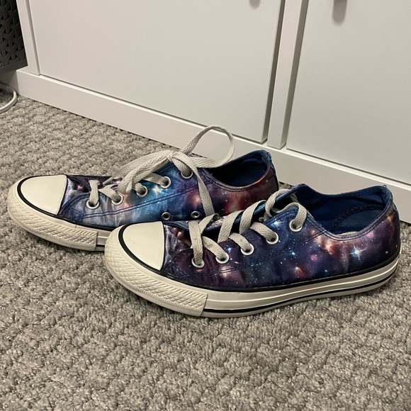 Converse Chuck Taylor All-Star Low Top Galaxy Nebula Print - Picture 4 of 8
